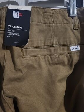 Levi's Premium Chinos
